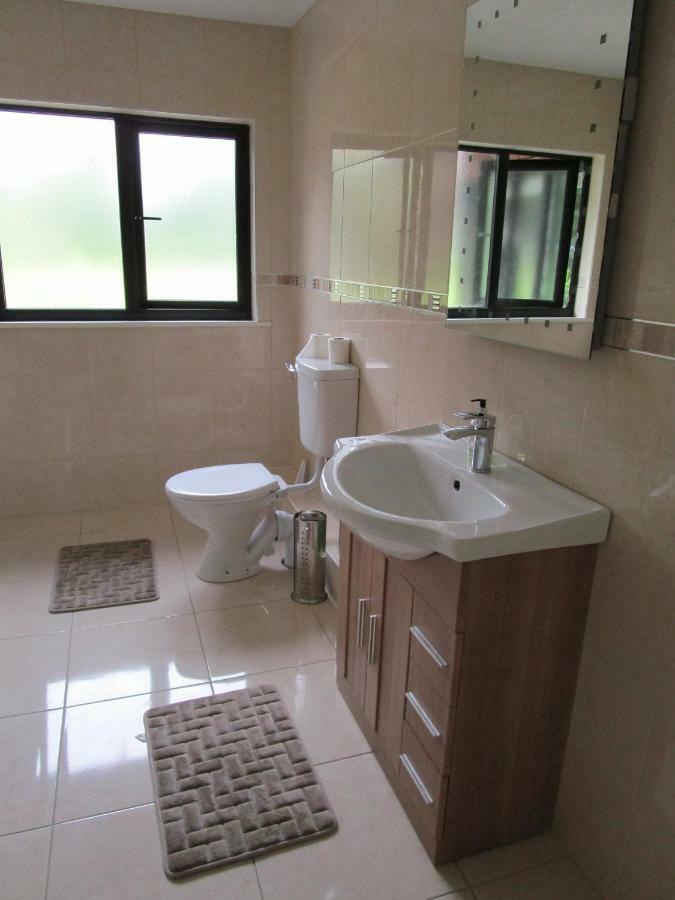 Newcastle Cornerpark Lodge מראה חיצוני תמונה