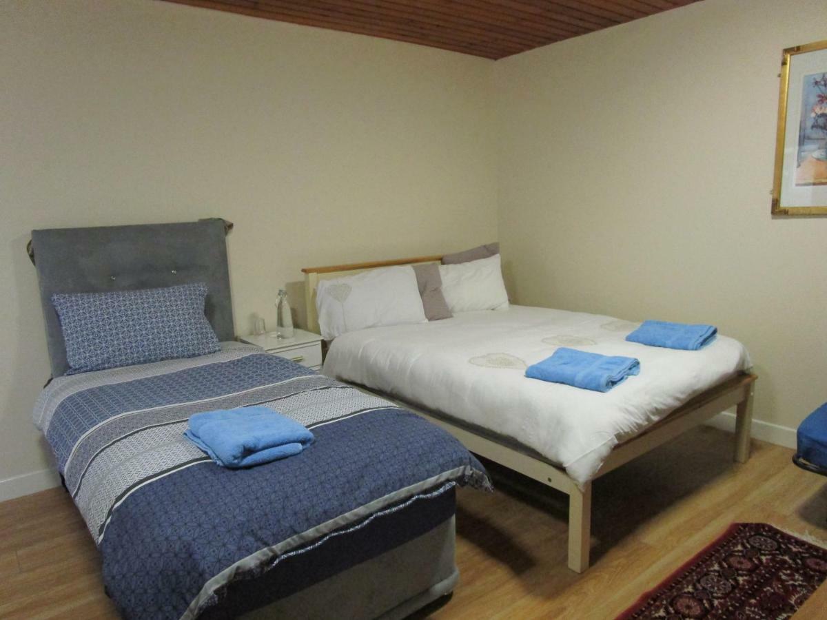 Newcastle Cornerpark Lodge מראה חיצוני תמונה