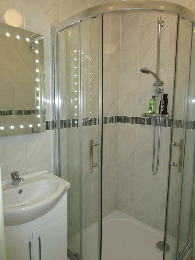 Newcastle Cornerpark Lodge מראה חיצוני תמונה
